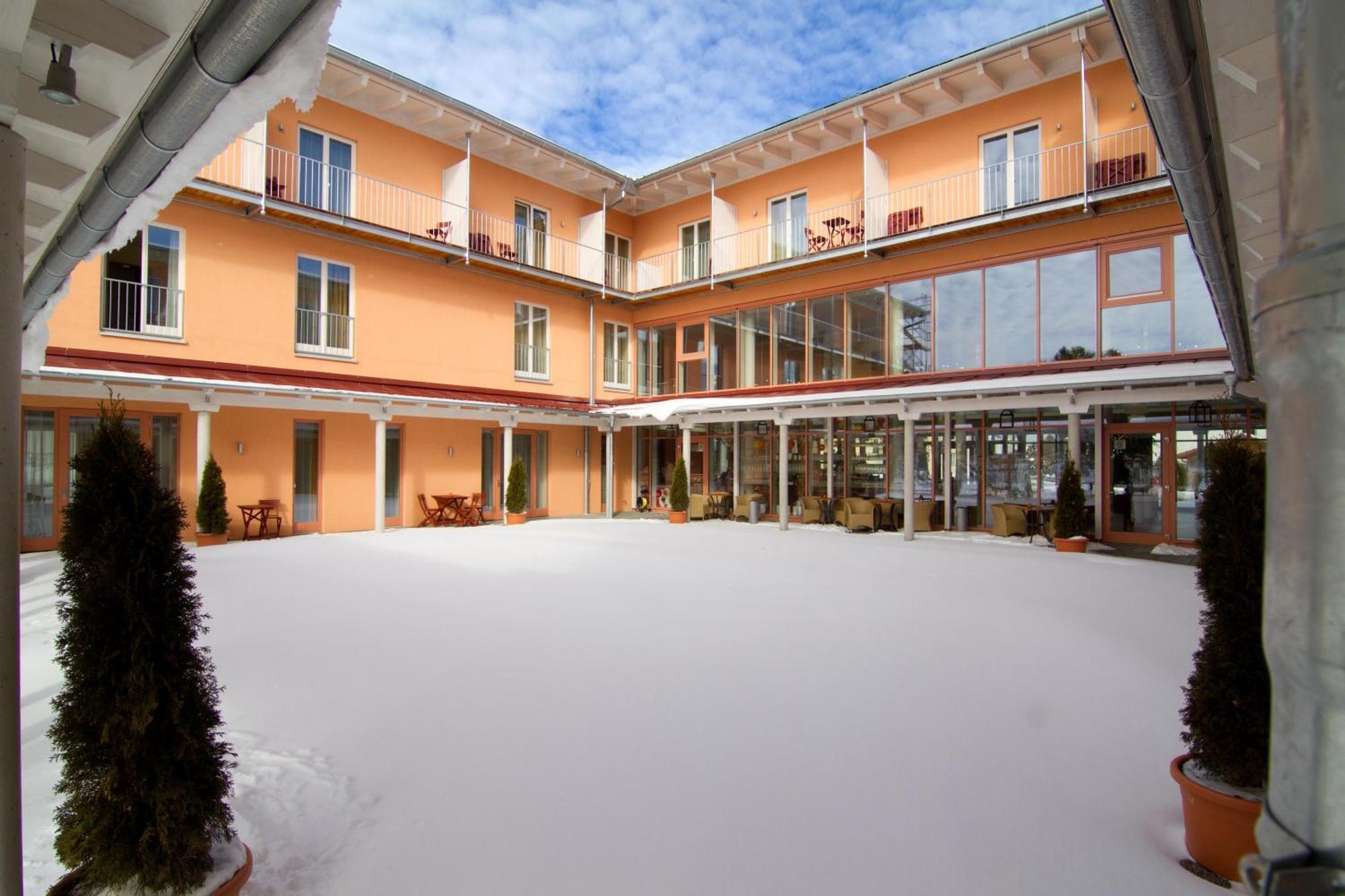 Jufa Familienresort Kempten Im Allgaeu Exterior foto